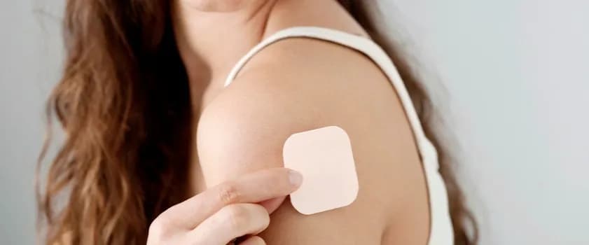 Objawy ciąży przy plastrach – jak je rozpoznać i co zrobić?