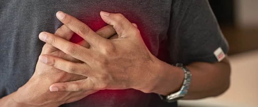 Zapalenie wsierdzia objawy – jak je rozpoznać i kiedy działać?