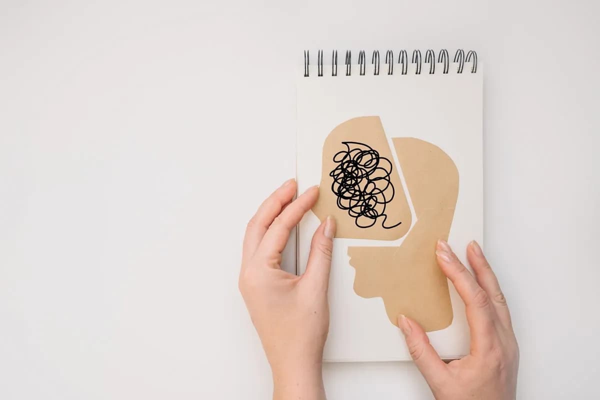 Co to jest zaburzenie osobowości? Objawy, przyczyny i skutki życia